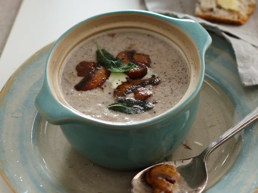 Hearty and warming creamy mushroom soup recipe