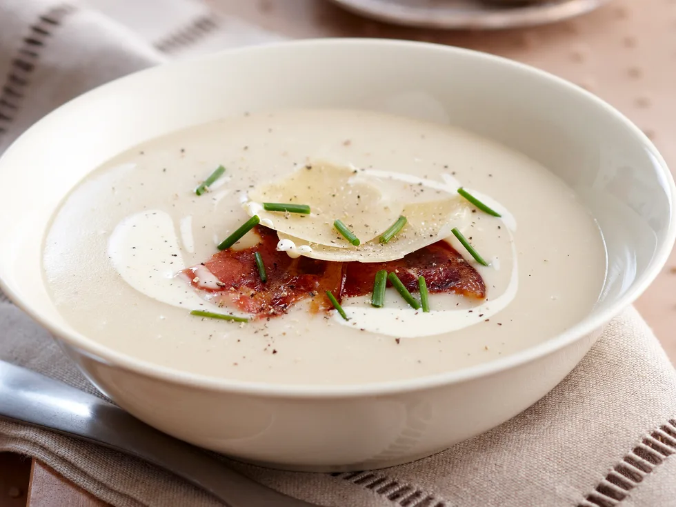 Creamy potato and pancetta soup