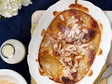 Croissant pudding