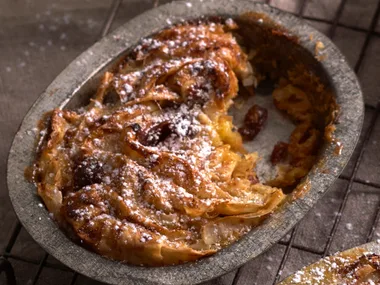 Date and milk filo pie