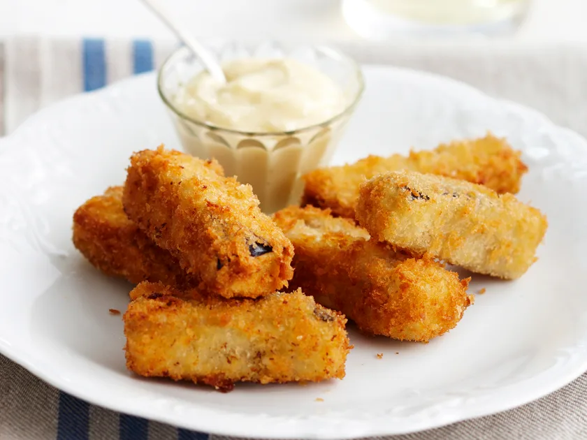 Deep-fried eggplant fingers with aioli