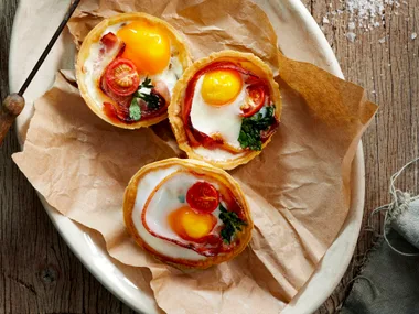 Egg and bacon pies