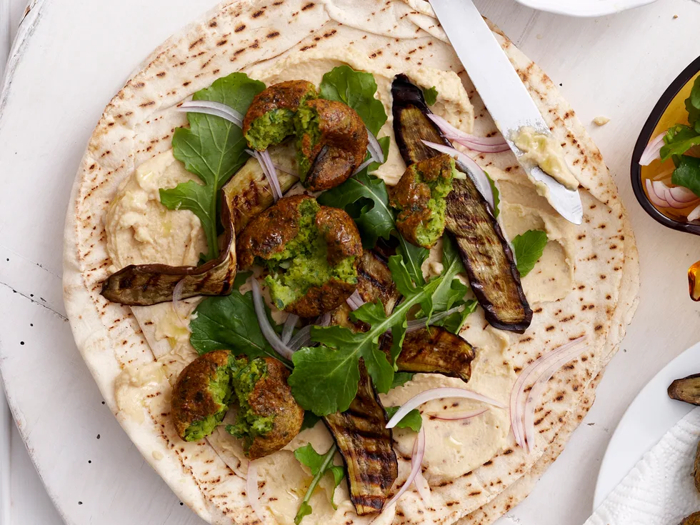 Falafel wraps