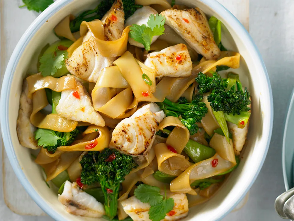 Fish and vegetable stir-fry