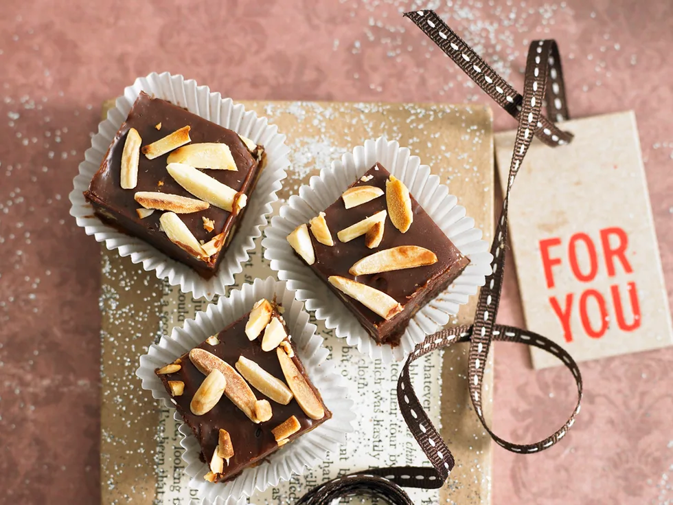 Fruit mince fudge