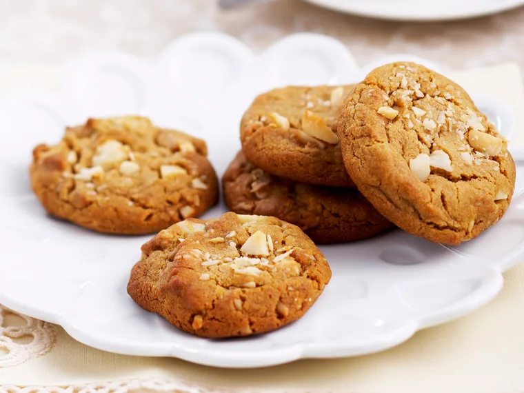 Golden syrup and white chocolate cookies