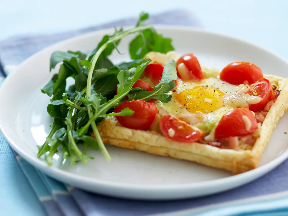 Leek, bacon and egg tarts