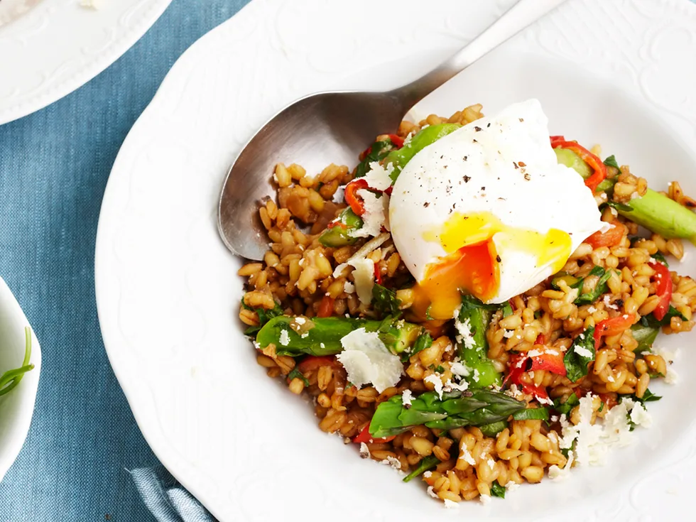 Lemon and asparagus barley risotto