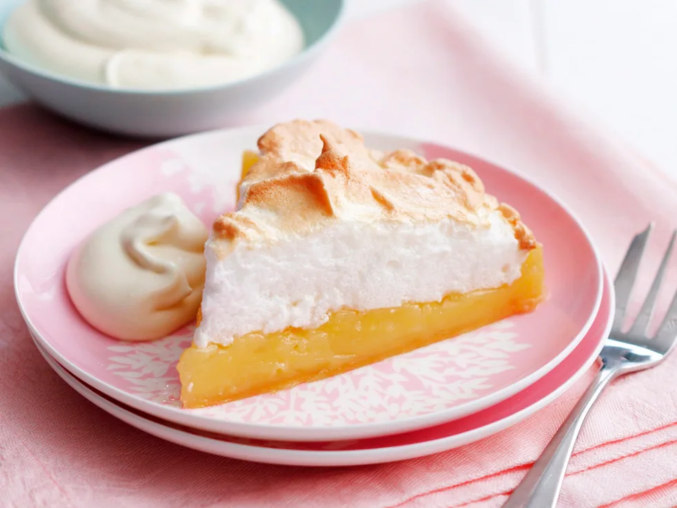 Lemon meringue tart