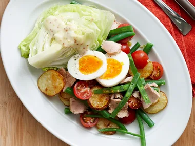 Light nicoise salad