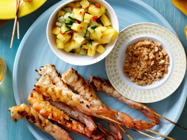 Marinated prawns with pineapple salsa