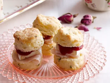 Mini scones with turkey and brie