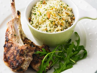 Minted yoghurt cutlets