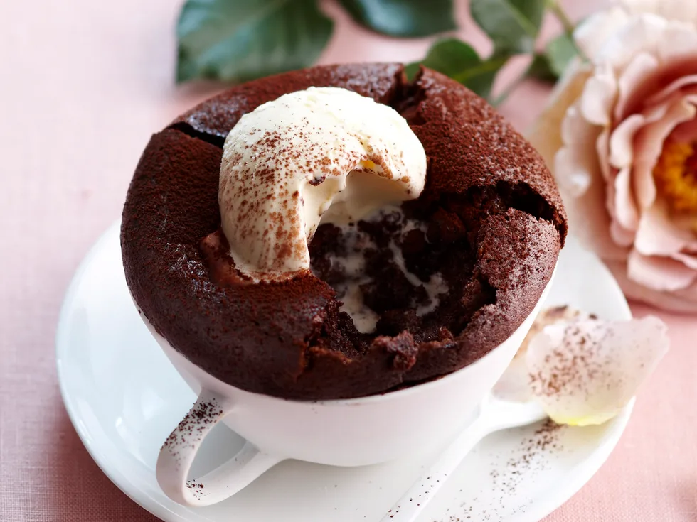 Mocha chocolate souffle