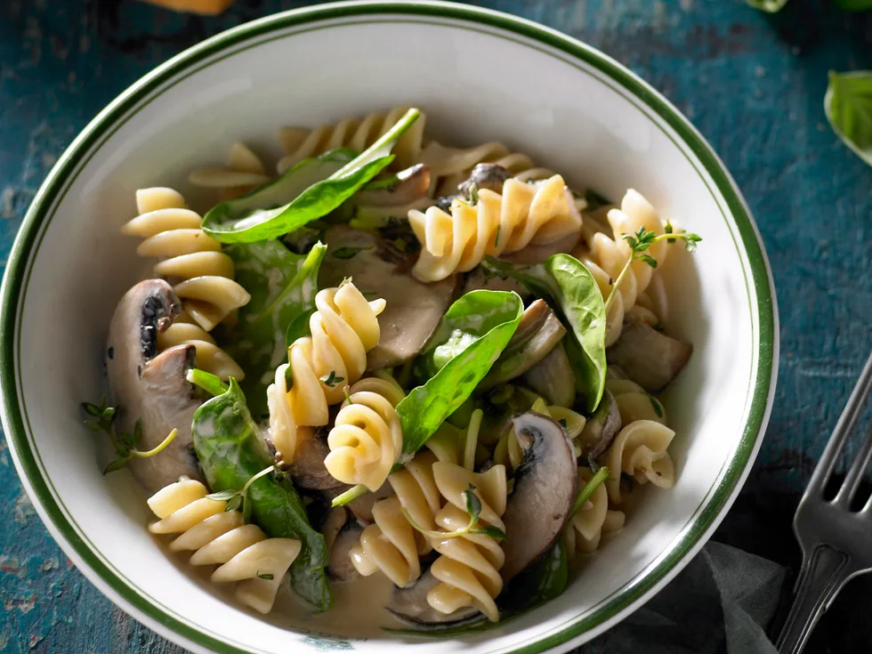Mushroom ragout with spinach