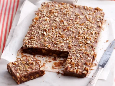 No-bake chocolate slice