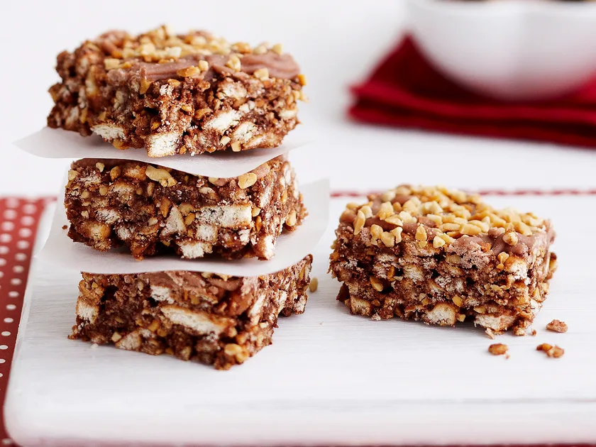 Nut crunch slice