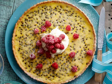 Passionfruit tart with Raspberries
