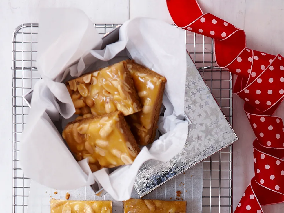 Peanut brittle Bars