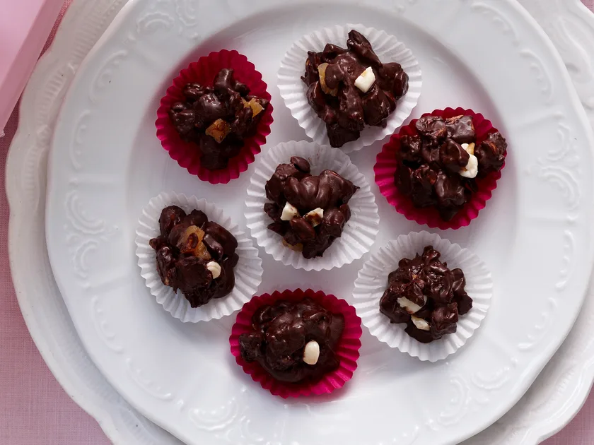 Pear and hazelnut bites