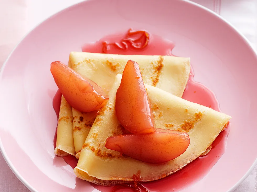 Pear, cranberry and orange crepes