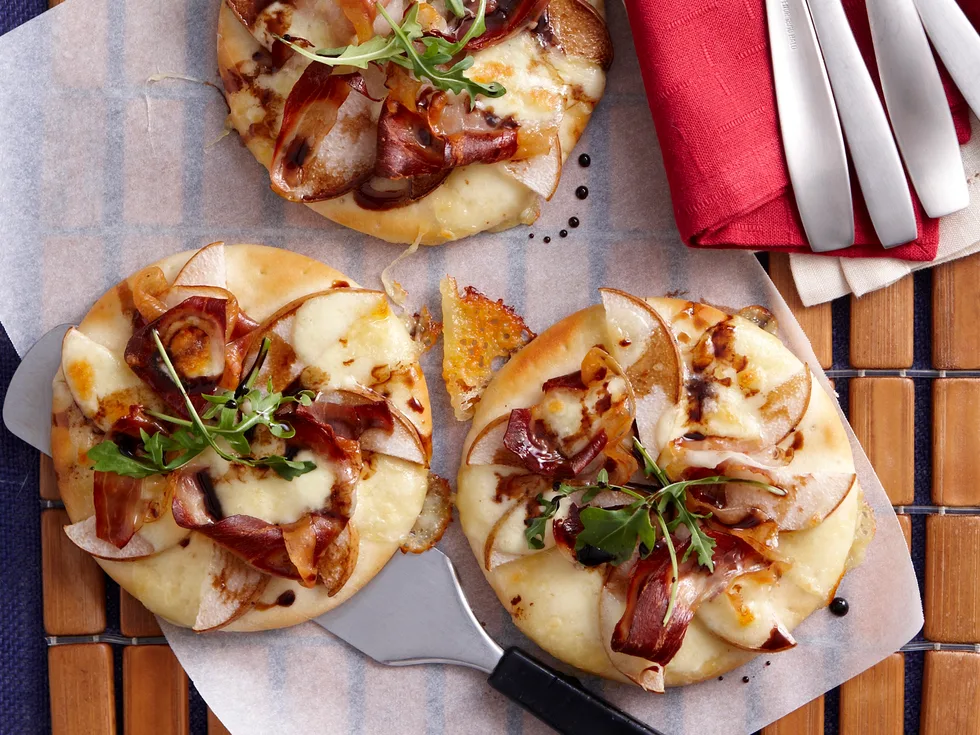 Pear, prosciutto and apple balsamic pizzettas