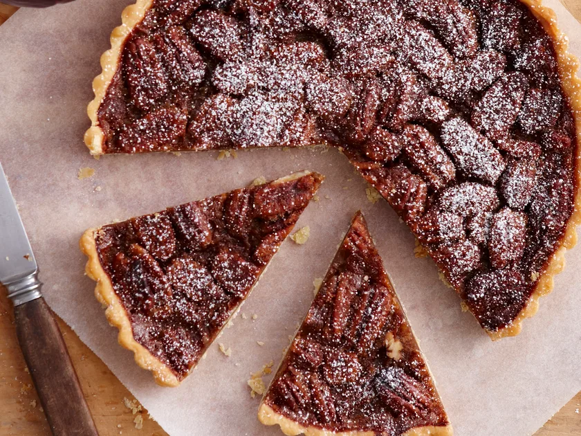 Pecan liqueur tart