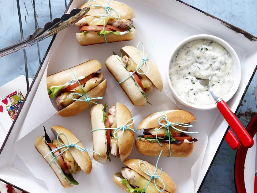 Portuguese slider burgers