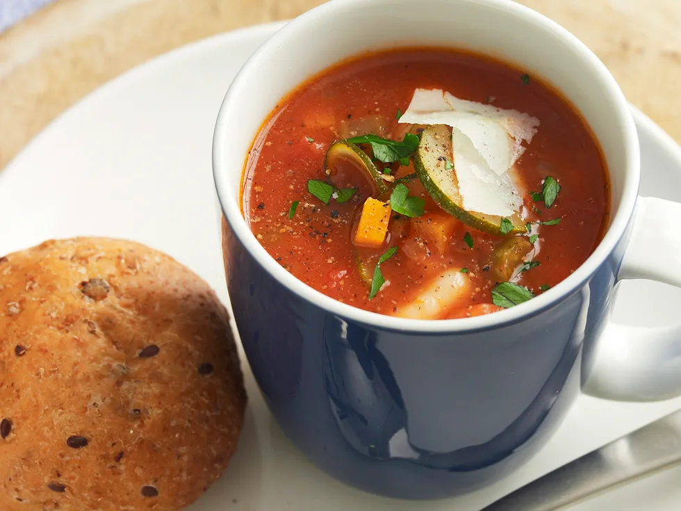 Quick tomato and bean soup