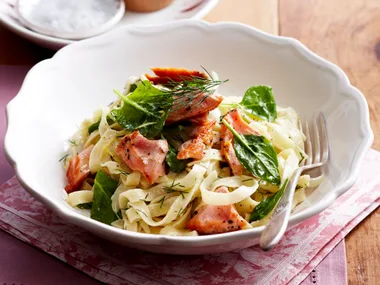 Salmon fettuccine