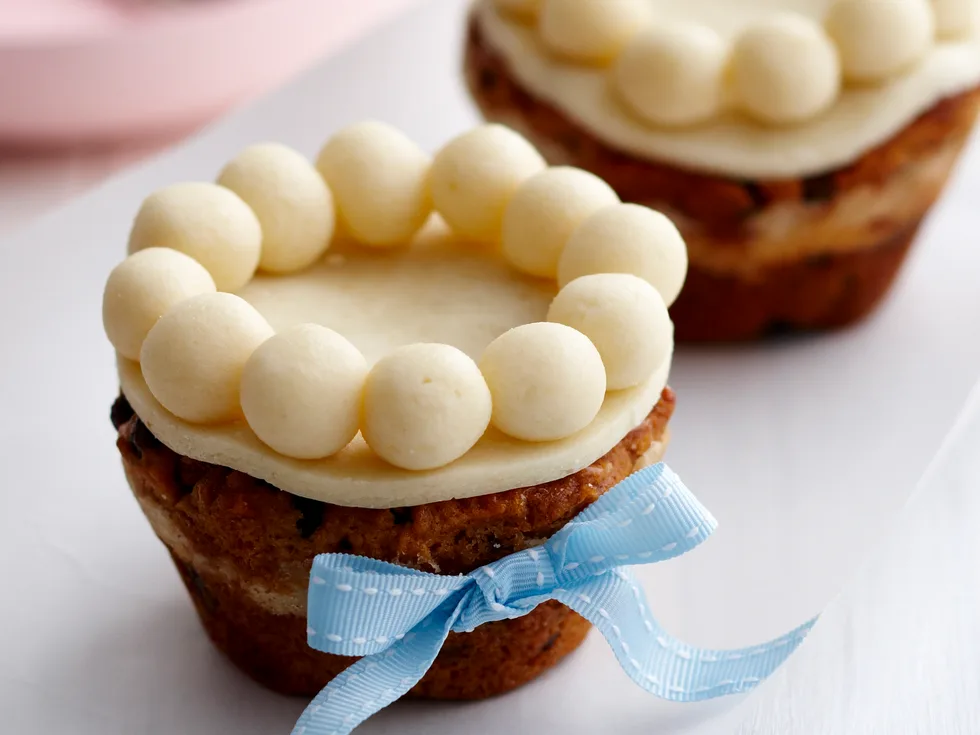 Simnel cakes
