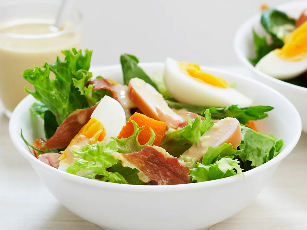 Smoked chicken and prosciutto salad