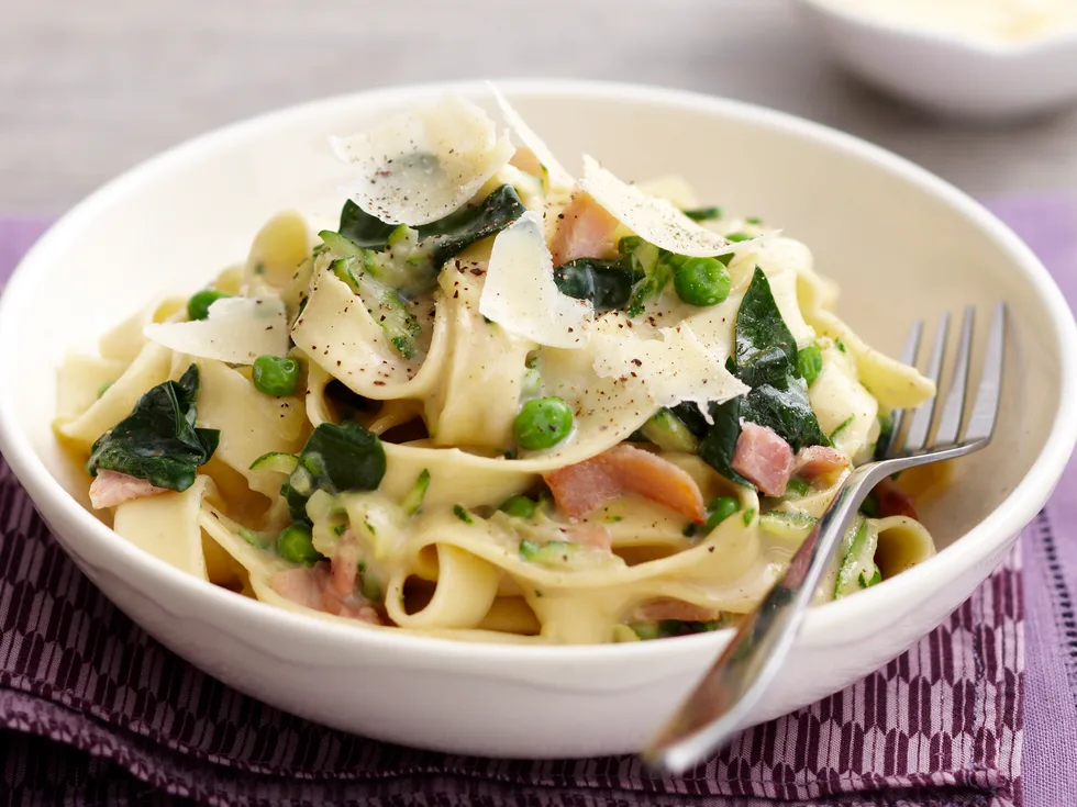 spinach, pea and bacon fettucine