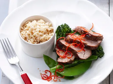 Sticky pork with brown rice
