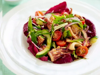 stir-fried calamari salad