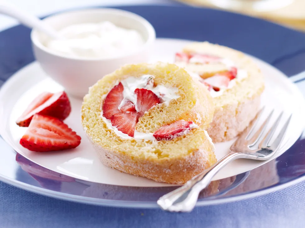 strawberry swiss roll