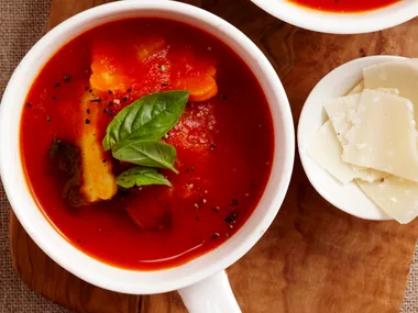 tomato and ravioli soup