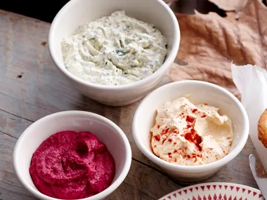 Trio of dips