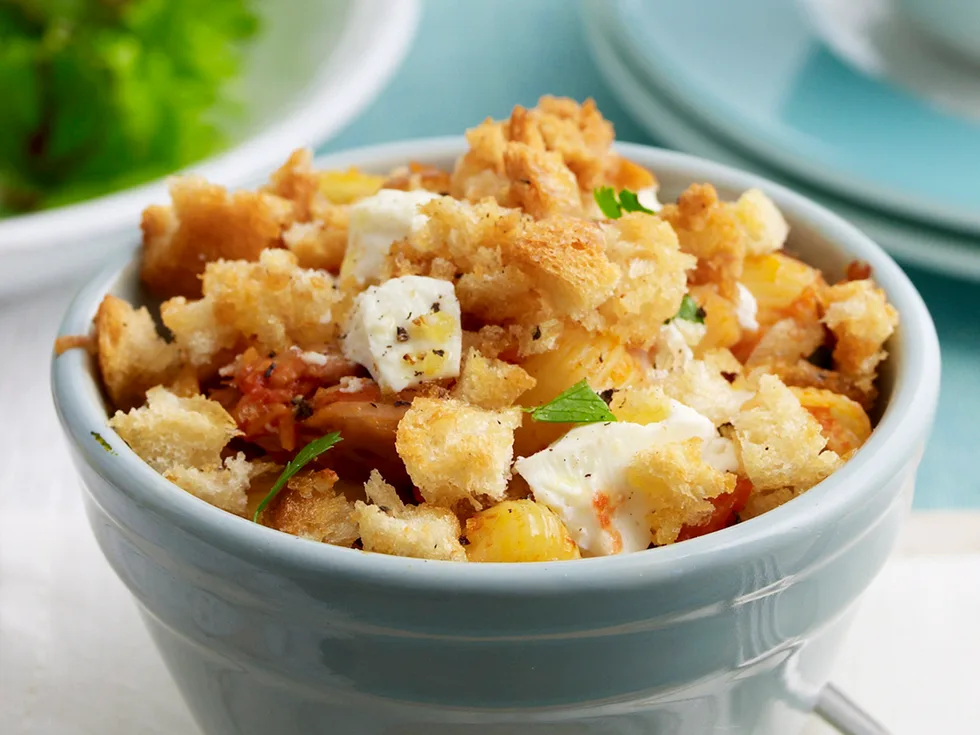 Tuna and feta pasta pots