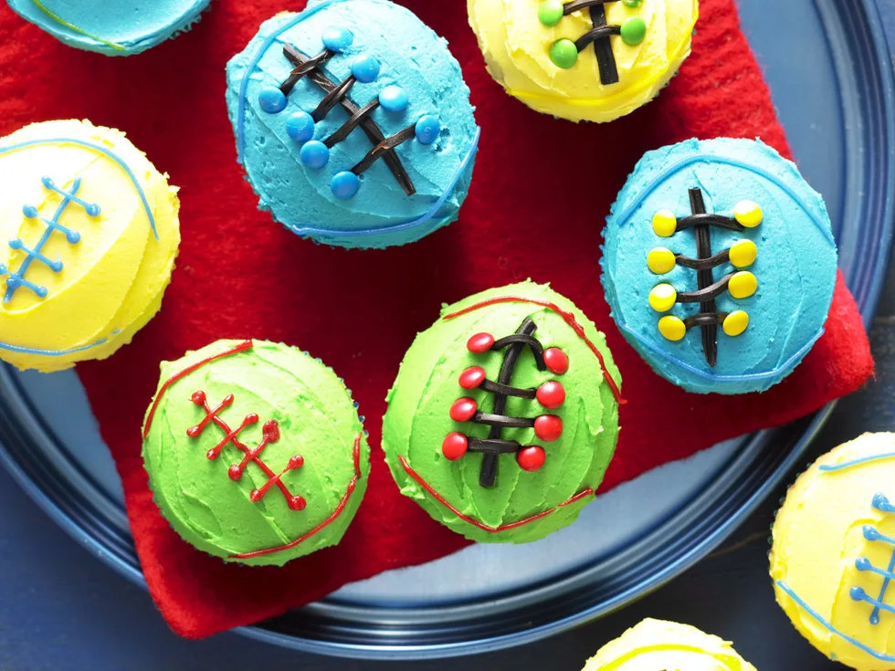 Vanilla footy cakes