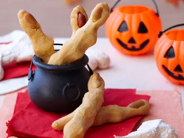 Witches fingers and meringue bones