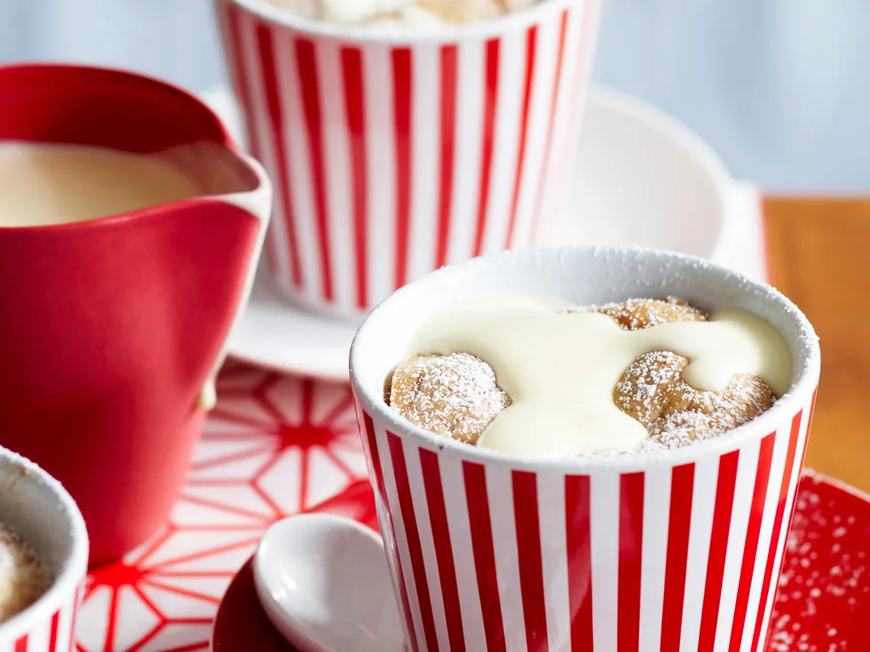 Apple, pear and vanilla sponge pudding with custard