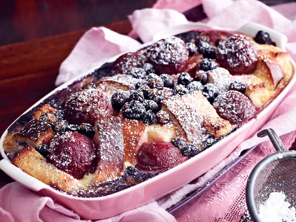 Baked brioche, plum and blueberries