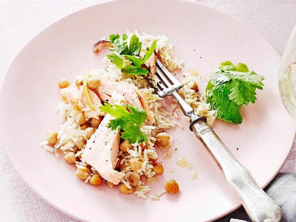 Baked ocean with chickpea pilaf