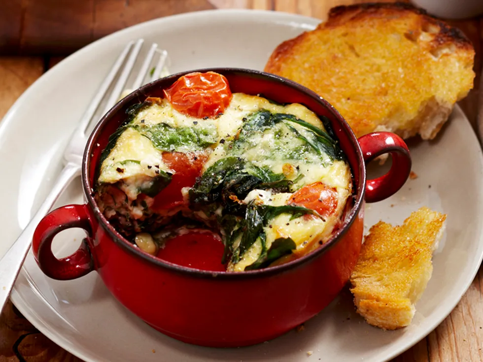 Baked spinach eggs