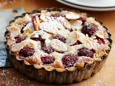 Bakewell raspberry tarts