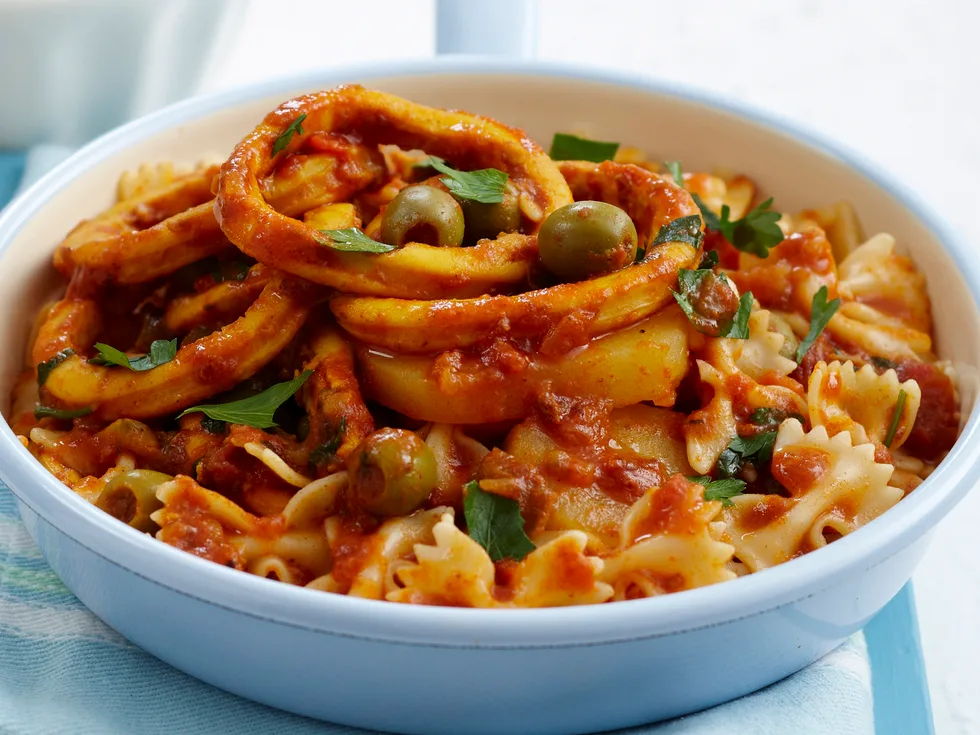 Braised tomato calamari