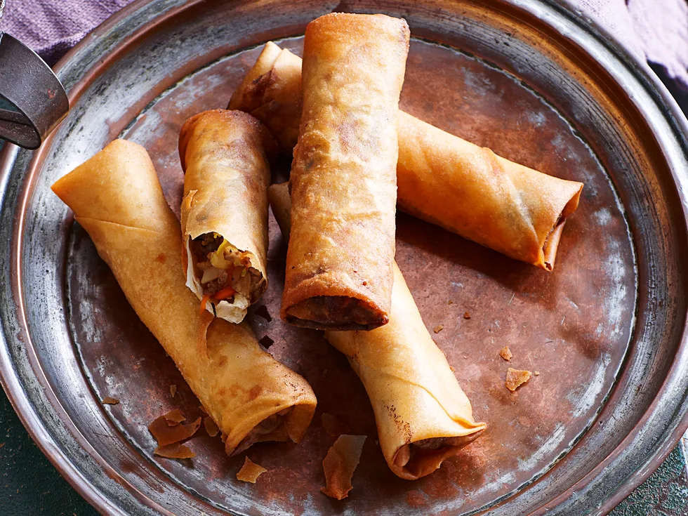 cabbage and mushroom spring rolls