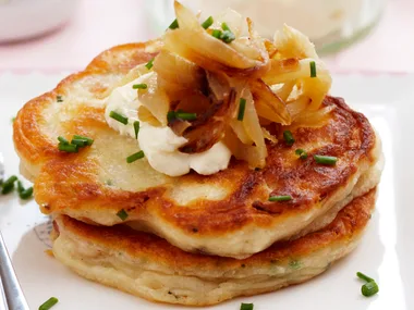 Caramelised onion and bacon pikelets