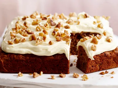 Carrot and walnut cake